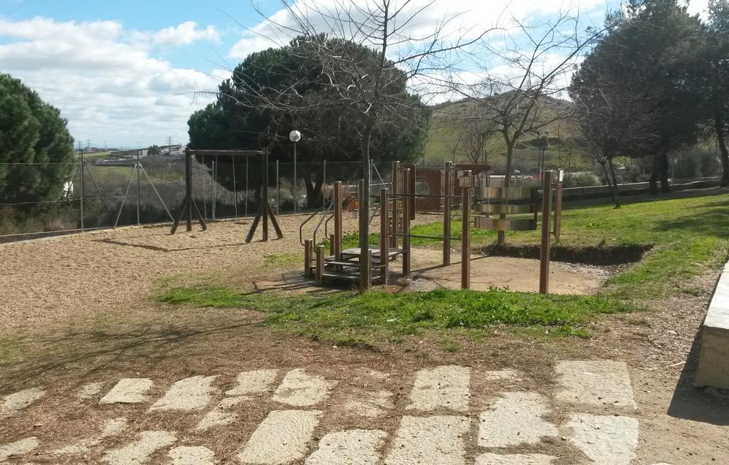 Albergue Ciudad De Caces מראה חיצוני תמונה