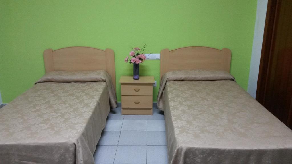 Albergue Ciudad De Caces חדר תמונה